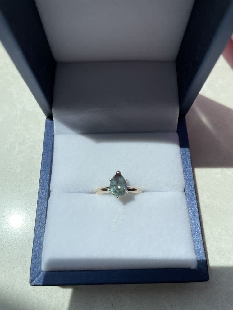 Pear-Cut Color-Change Solitaire